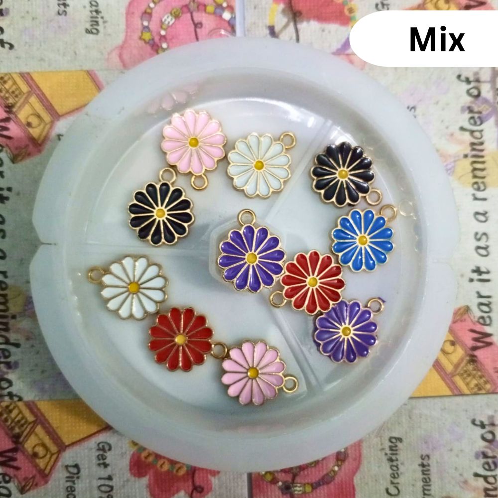 Mini Daisy  Enamel Charms Size 1.5cm